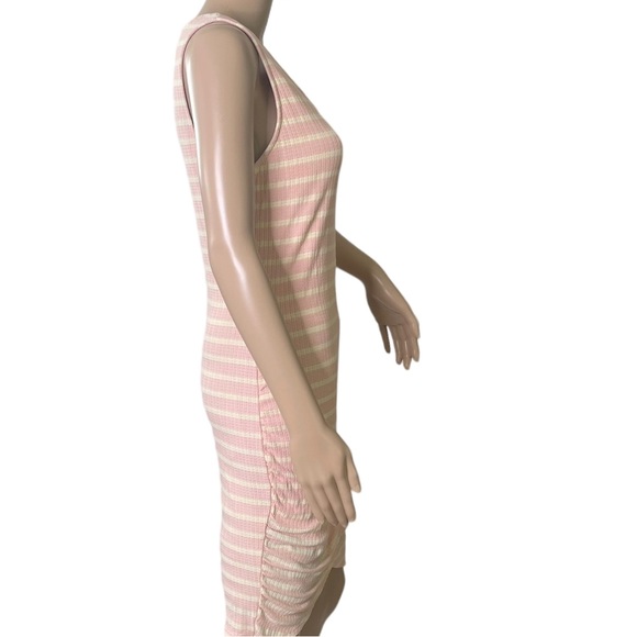 Kaleigh Peach & Cream Sleeveless Dress w Side Ruching & Crossover Front at Hem - Picture 4 of 14